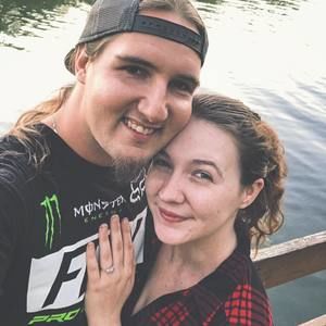 Meet your Posher, Caitlyn